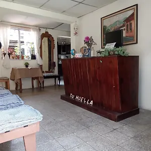 Huellas Auberge de jeunesse Antigua